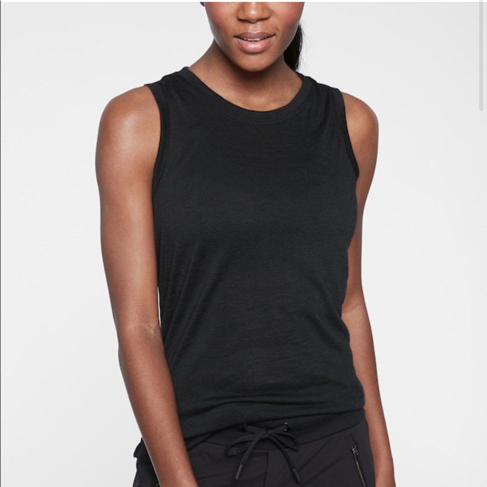 NWT: Athleta Women’s Breezy Tank - Black